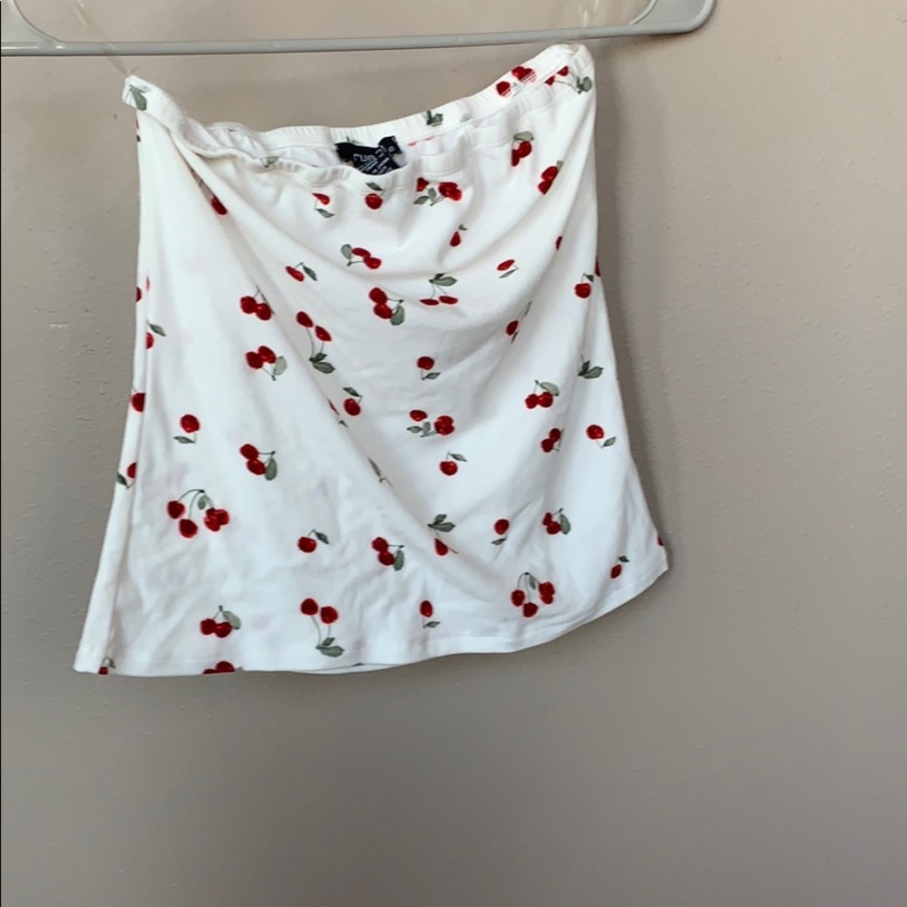 Rue 21 tank